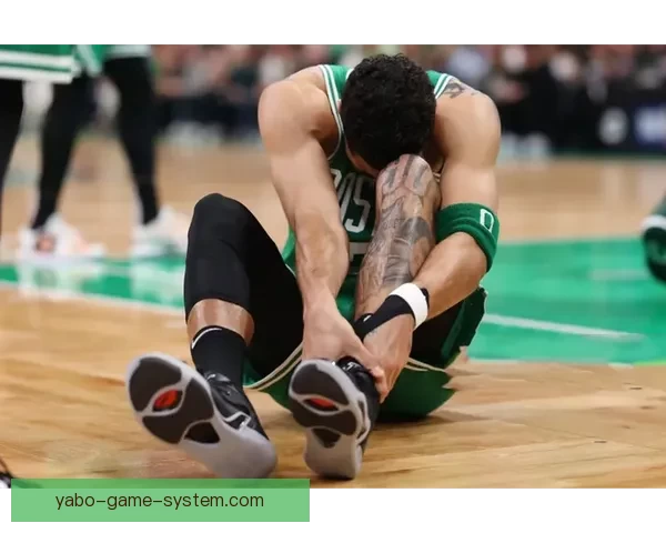 塔图姆用伤后恢复表现回应质疑 布朗透露队内会议达成一致决定以他为进攻核心