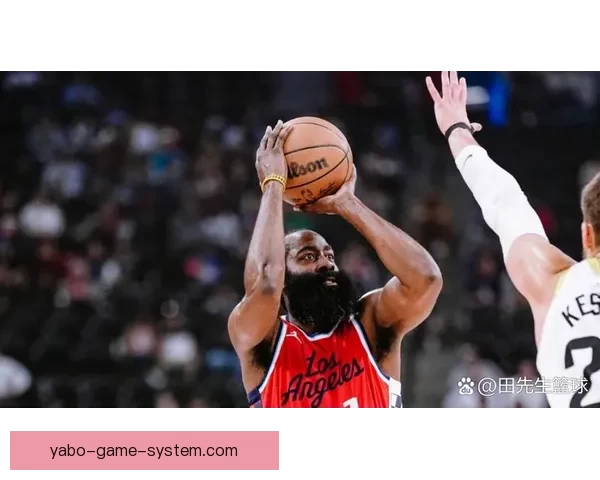 哈登谈客场防守策略 逐步调整状态寻求球队胜利